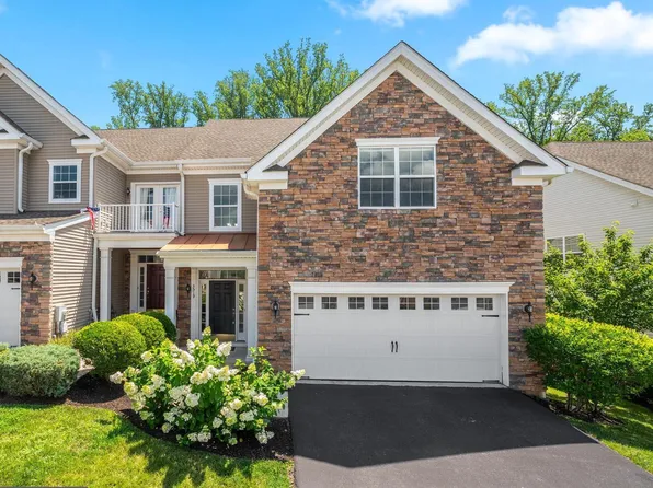 3519 Muirwood Dr, Newtown Square, PA 19073