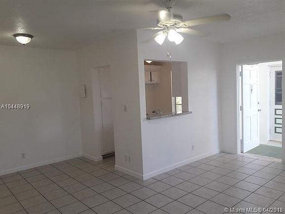 4th image of 2219 Polk St APT 10A