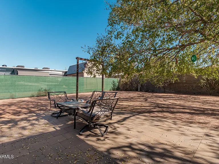 849 N 67th Pl — Photo 36