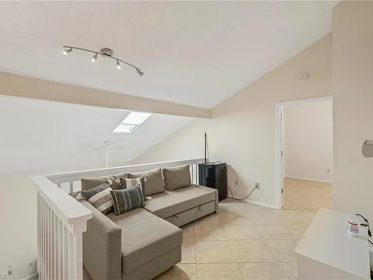 13345 Broadhurst Loop — Photo 21