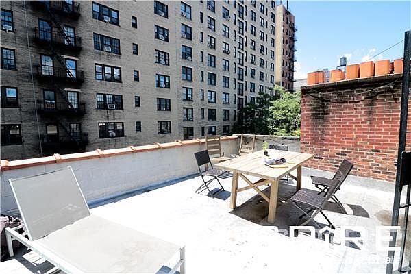 1st image of 30 W 73rd St APT 10