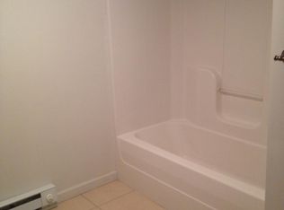 6521 Middleport Rd UNIT 1, Hamilton, NY 13346