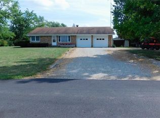 13450 Dechant Rd, Farmersville, OH 45325