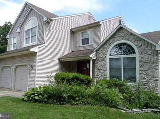 450 Andrews Rd, Sicklerville, NJ 08081