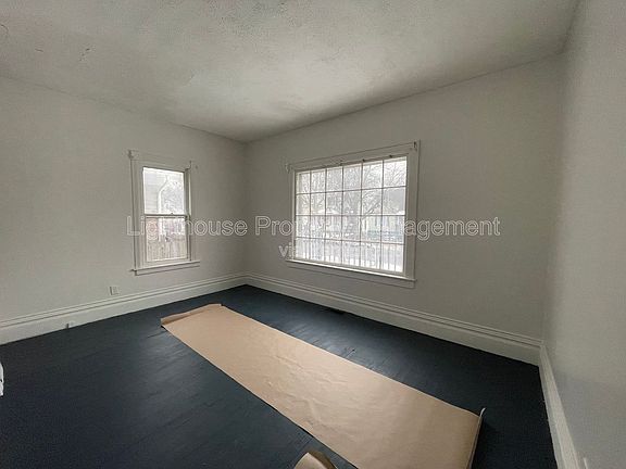 3rd image of 1702 Reed St