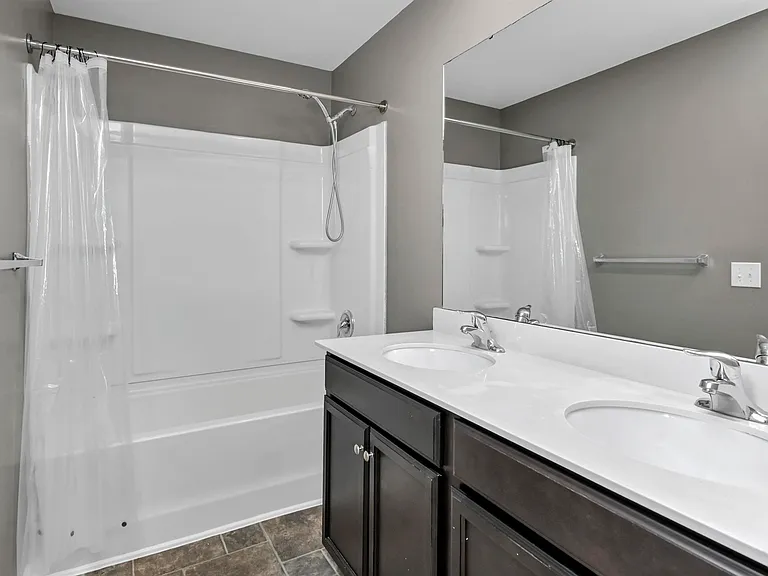 414 Tulip Way — Photo 43