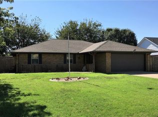 220 Quail Run N, Altus, OK 73521