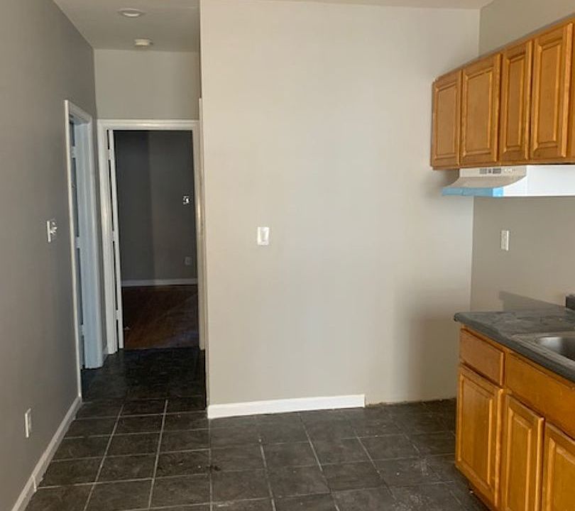 1st image of 3271 Joyce St Floor 1