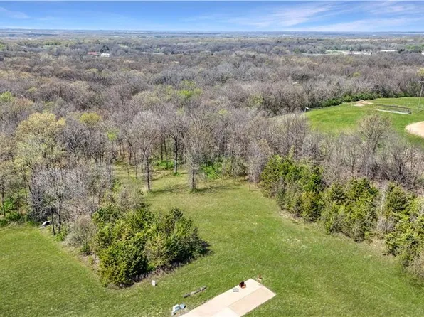 9 SW 11th Rd, Warrensburg, MO 64093