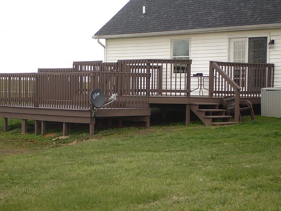 4th image of 6227 Parker Ln