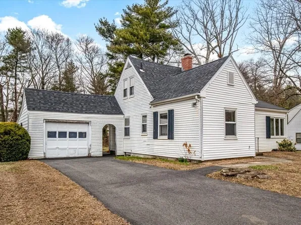 1139 Washington St, Walpole, MA 02081