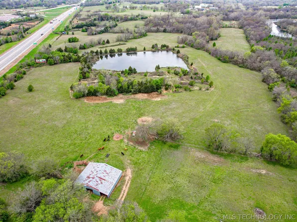 1 E 484th Rd, Claremore, OK 74017