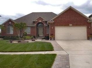 16521 Moore Park Rd, Macomb, MI 48044