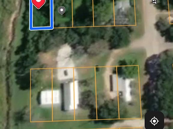 4th image of 15th St