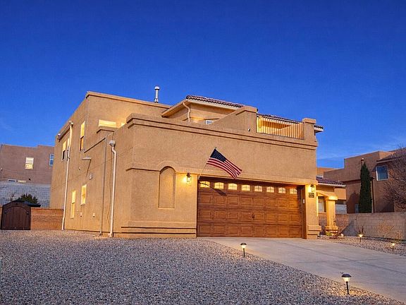 3rd image of 5529 Sandoval Dr NE