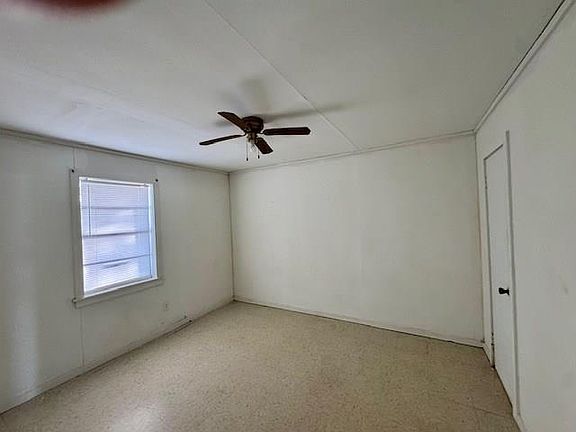 5th image of 113 & B Watkins Rd #A