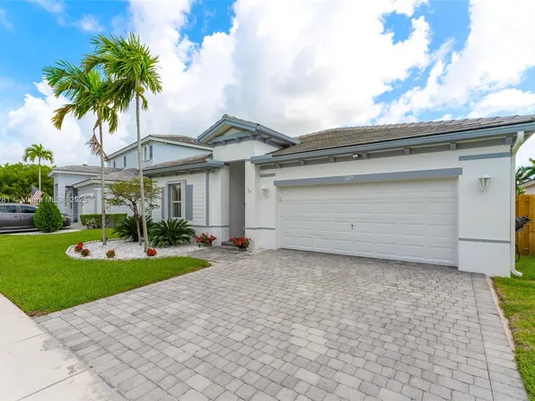 3377 NE 2nd Dr, Homestead, FL 33033