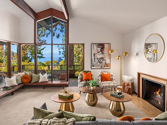 Once indoors, you'll be greeted by soaring ceilings and windows that transform the surrounding vistas into custom artwork, changing their hues as the day unfolds.