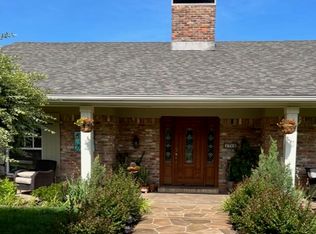 1712 Carriage Estates Rd, Sherman, TX 75092