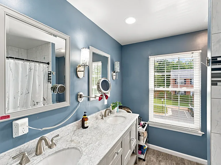 500 Beacon Dr — Photo 23