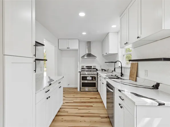 3330 Brook Glen Dr, Garland, TX 75044