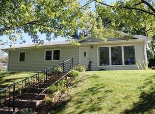 3037 Maple Dr, La Crosse, WI 54601