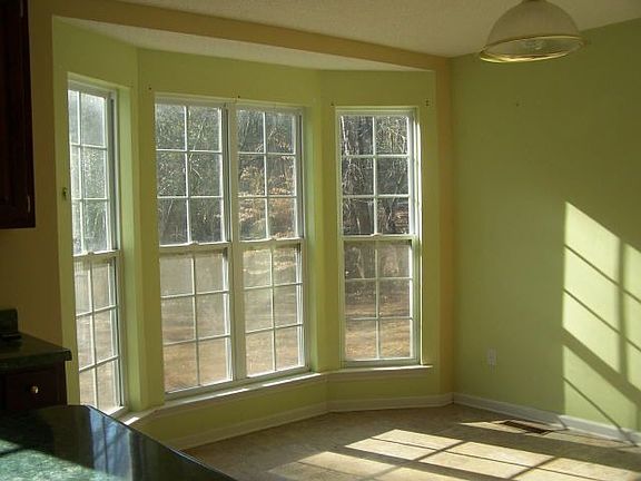 4th image of 123 S Chattahoochee Dr