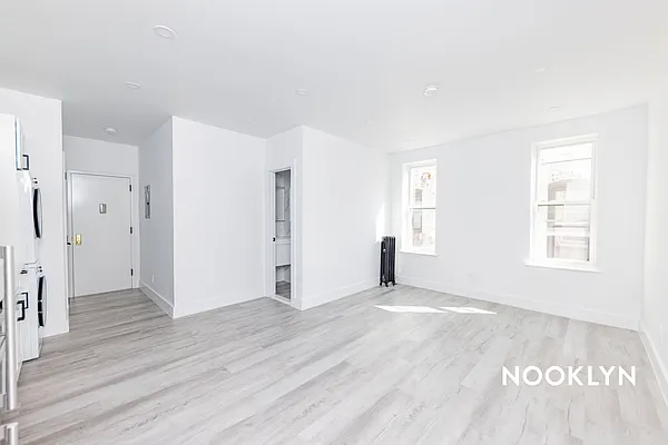 Rented by Nooklyn NYC LLC | media 11