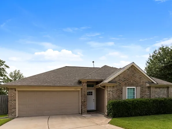 1407 Bayou Glen Dr, La Porte, TX 77571