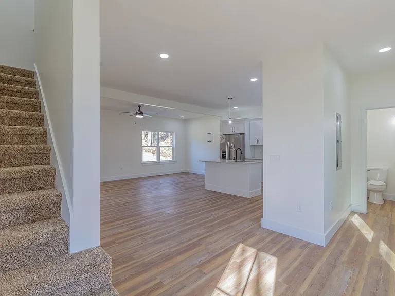 3624 Mountain View Dr — Photo 23
