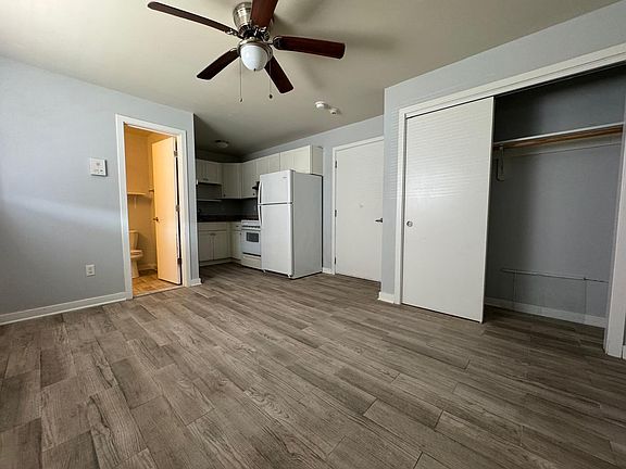 5th image of 18 Farmington Ave APT C4