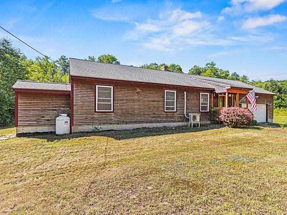 2nd image of 7 Mooers Road