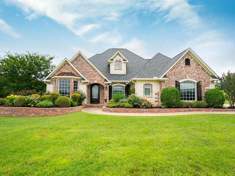 1st image of 180 Whistler Ln