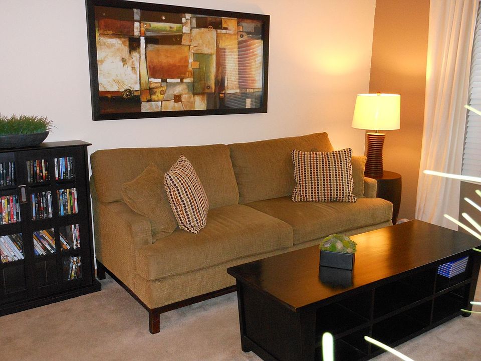 1st image of 2765 Sawmill Park Dr