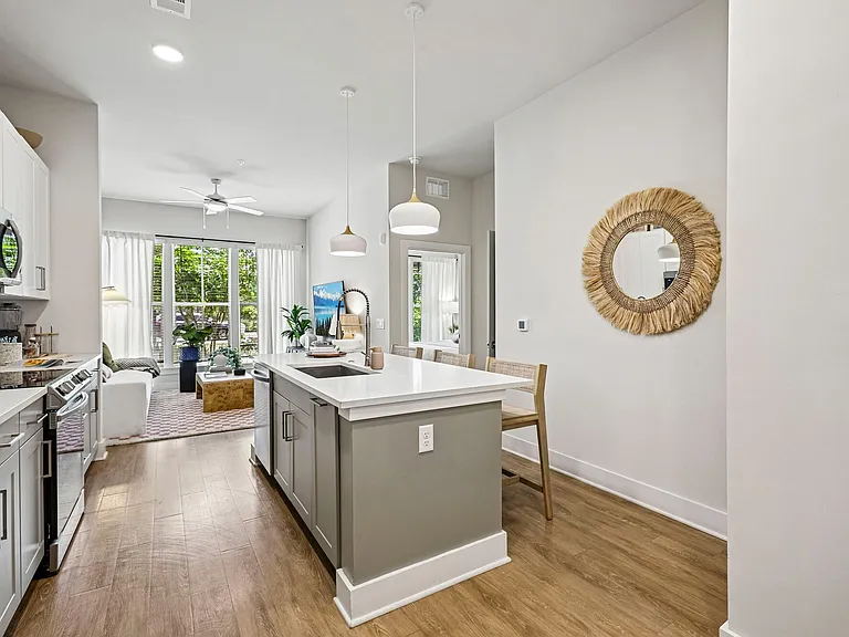 NOVEL Parkway by Crescent Communities — Photo 5
