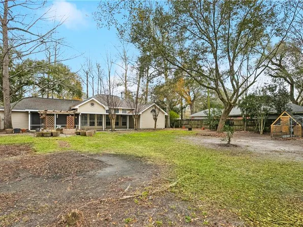 64377 Sticker Rd, Pearl River, LA 70452