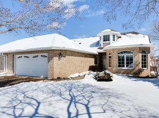 10400 Eagle Pointe Trl, Woodbury, MN 55129