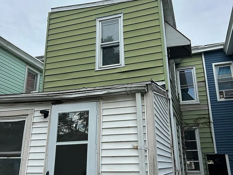 367 Hewitt St — Photo 7