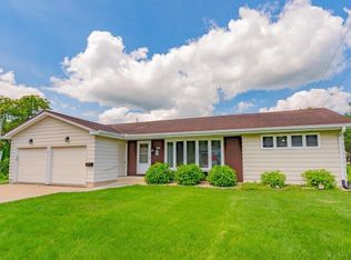 3007 Bollenbeck St, Cross Plains, WI 53528