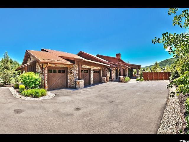 1st image of 1587 W Shadow Mountain Ln