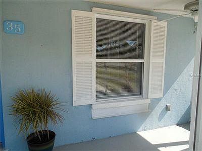 3rd image of 35 Sylvania Ave