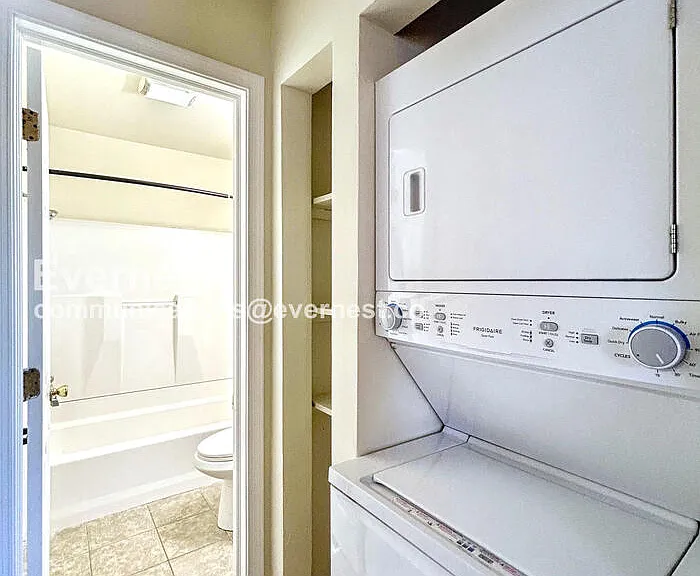 12364 Mason Ave — Photo 14