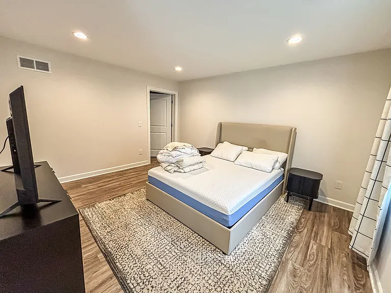 1624B Gunston Dr — Photo 39