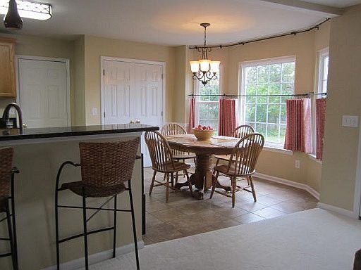5th image of 2420 Amber Glen Dr