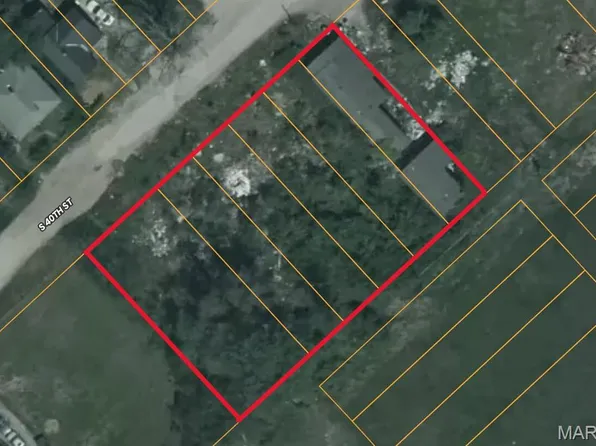 420 S 40th St, East Saint Louis, IL 62207