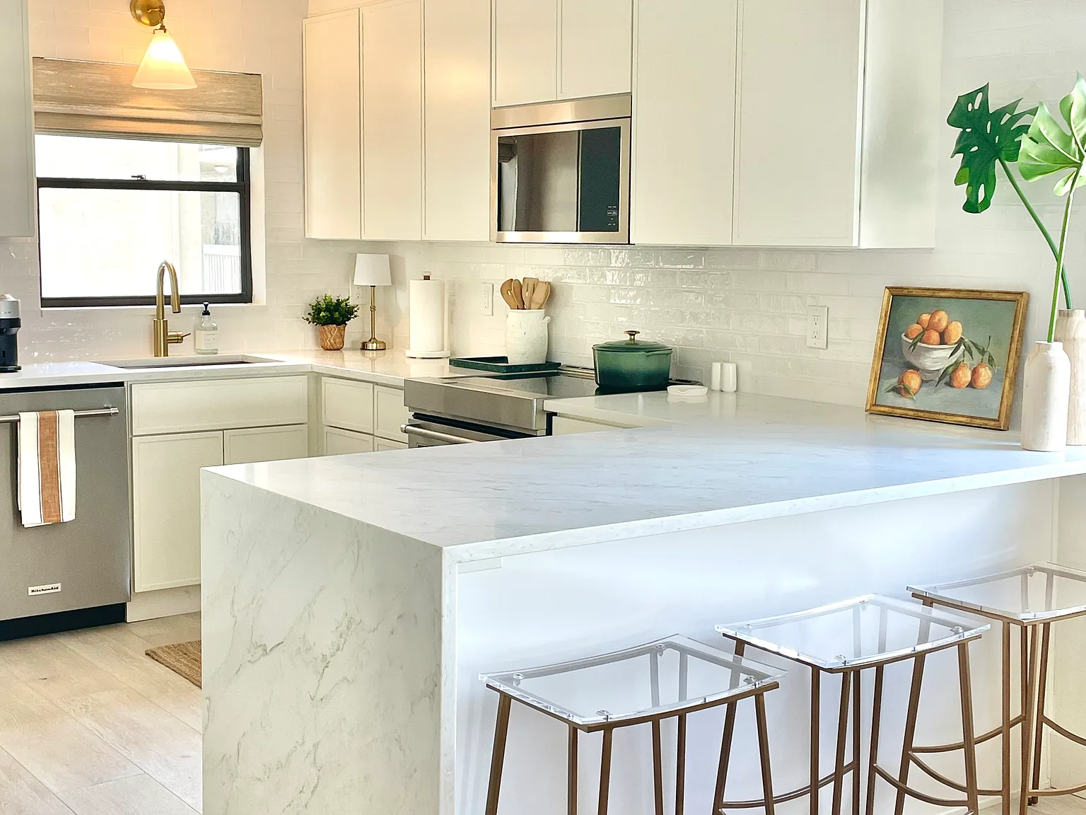 2 bed, 1075 sqft, $6,000 — Photo 4