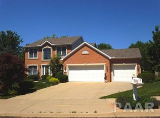10622 N Dana Dr, Peoria, IL 61615
