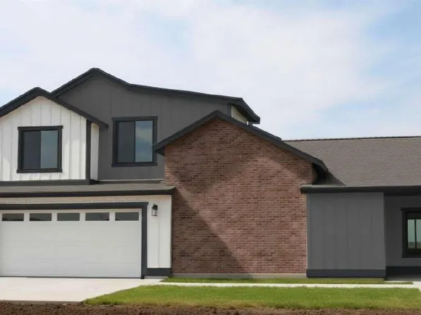 2211 Oxon St, Caldwell, ID 83605