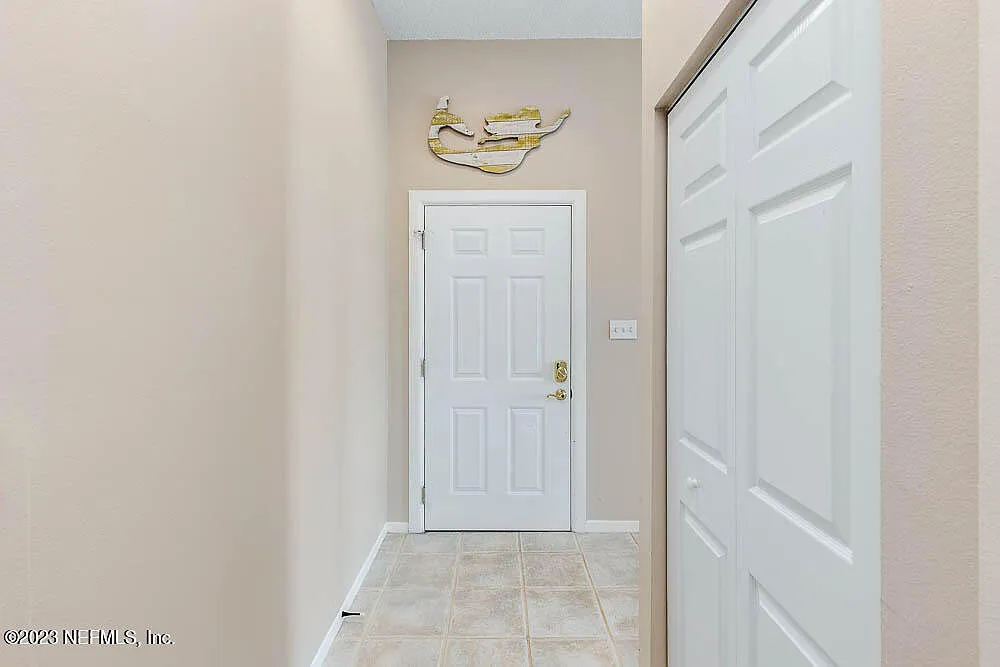 2 bed, 2.0 bath, 1415 sqft, $3,950 — Photo 3