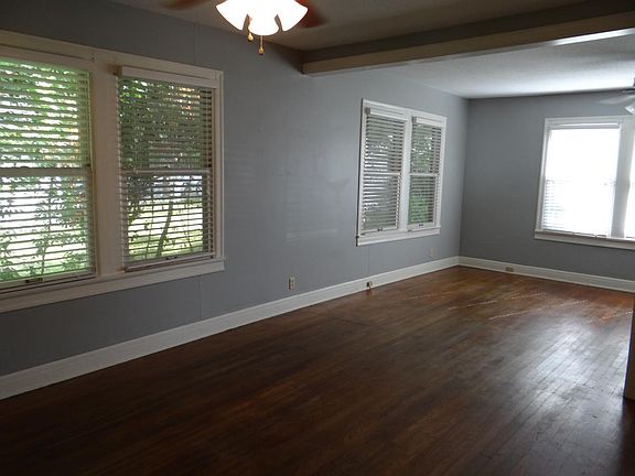 Living and dining area